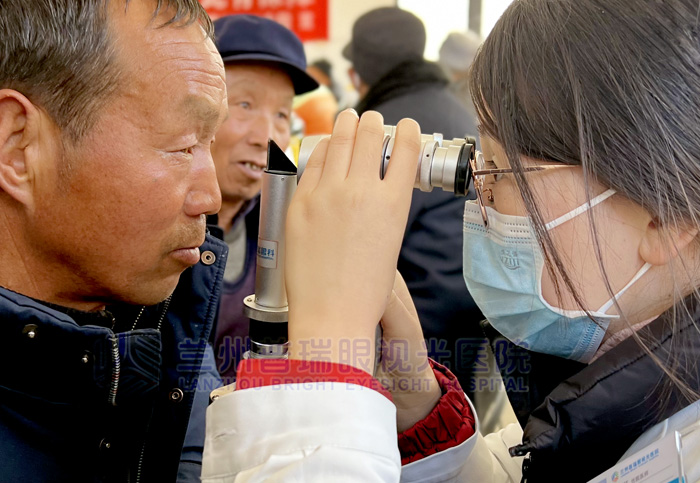 蘭州普瑞眼視光醫(yī)院“迎新春，送溫暖”慰問貧困群眾公益